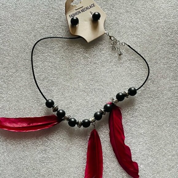 - 7/10🔥Beautiful necklace earrings set - Picture 2 of 4